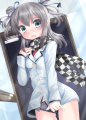 玄関先で